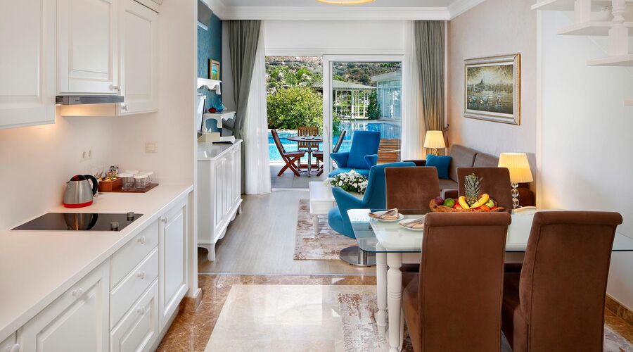 Sianji Well Being Resort   5*