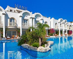 Sianji Well Being Resort   5*