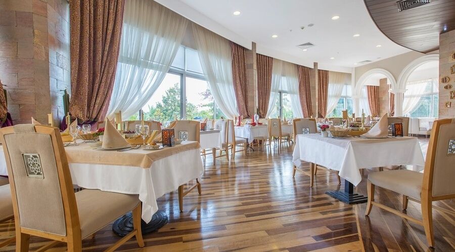 Mukarnas Spa Resort Hotel  5*
