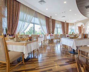 Mukarnas Spa Resort Hotel  5*