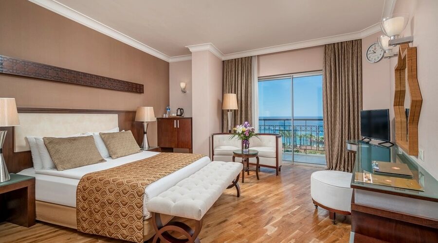Mukarnas Spa Resort Hotel  5*