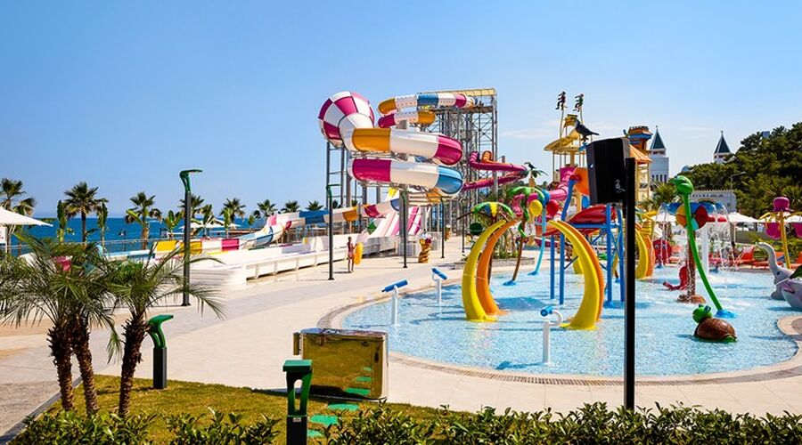 Royal Diwa Tekirova Resort   5*