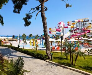 Royal Diwa Tekirova Resort   5*