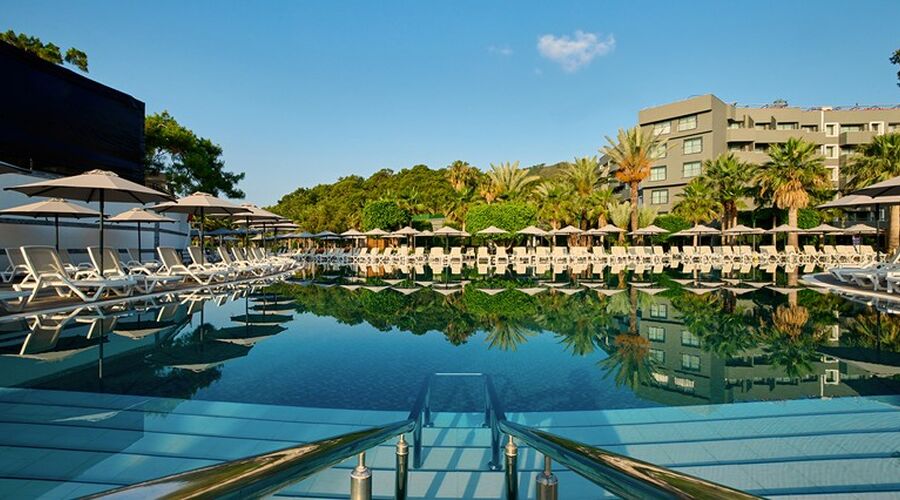 Royal Diwa Tekirova Resort   5*