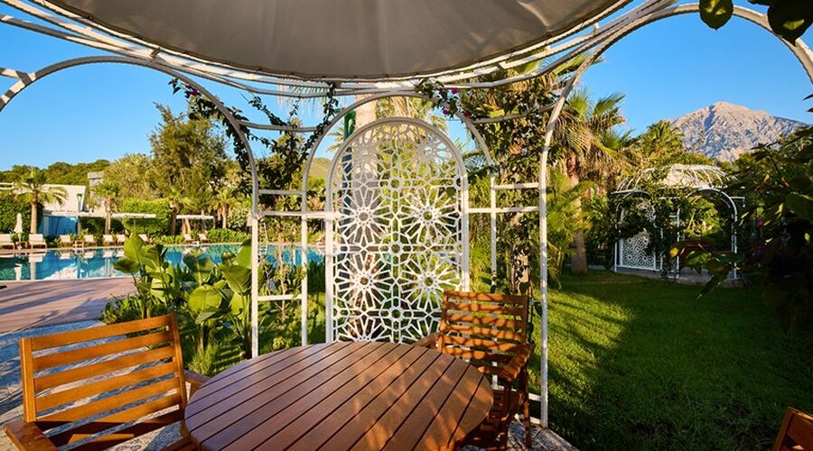 Royal Diwa Tekirova Resort   5*