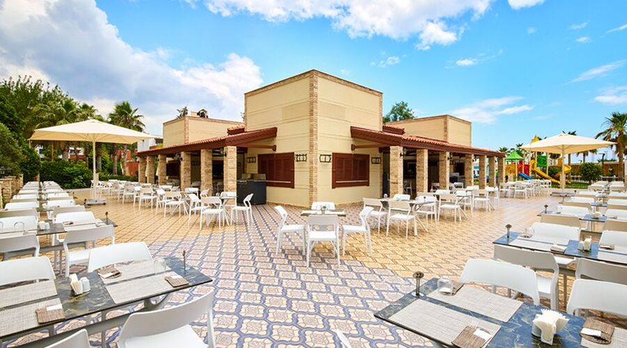 Royal Diwa Tekirova Resort   5*