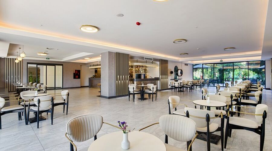 Royal Diwa Tekirova Resort   5*