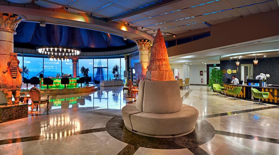Sianji Well Being Resort   5*
