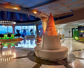 Sianji Well Being Resort   5*