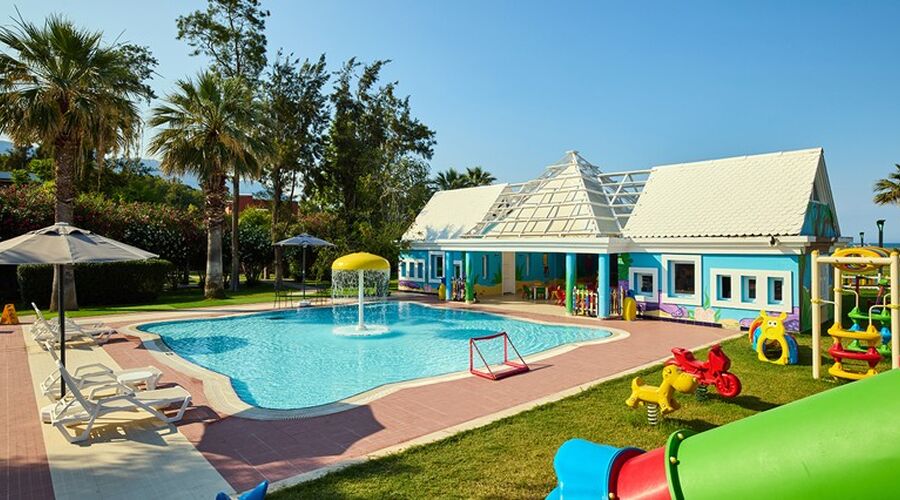 Royal Diwa Tekirova Resort   5*