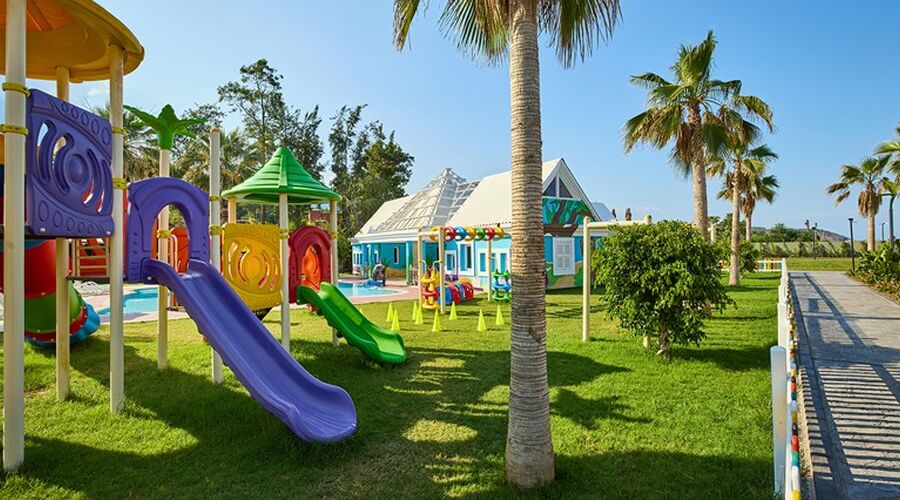 Royal Diwa Tekirova Resort   5*