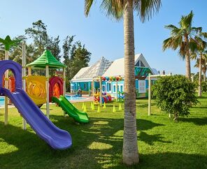 Royal Diwa Tekirova Resort   5*