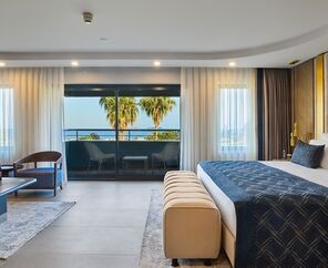 Royal Diwa Tekirova Resort   5*