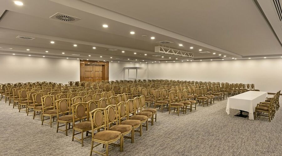Royal Diwa Tekirova Resort   5*