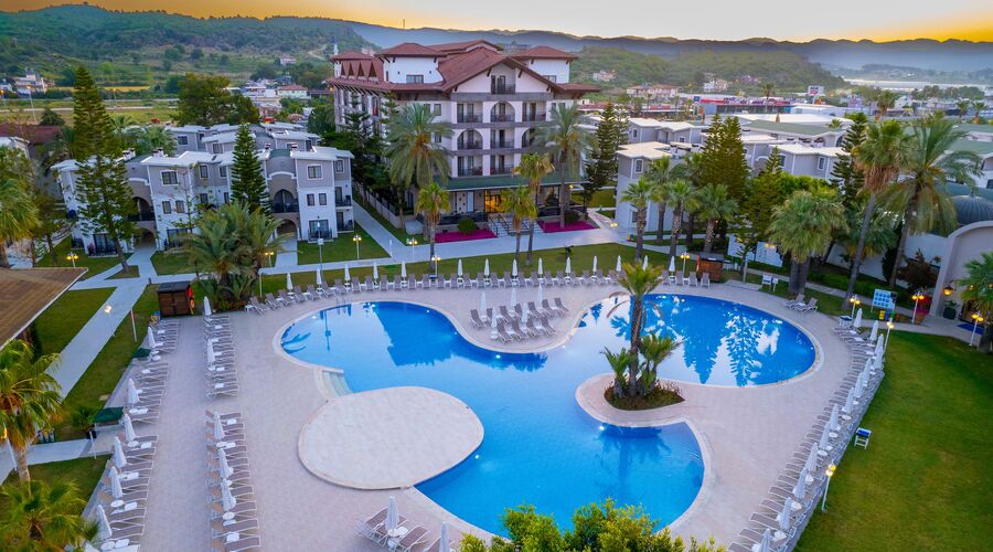 Euphoria Barbaross Beach Resort  5*