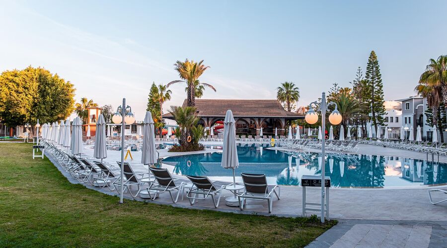 Euphoria Barbaross Beach Resort  5*