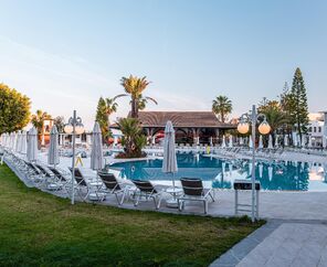 Euphoria Barbaross Beach Resort  5*