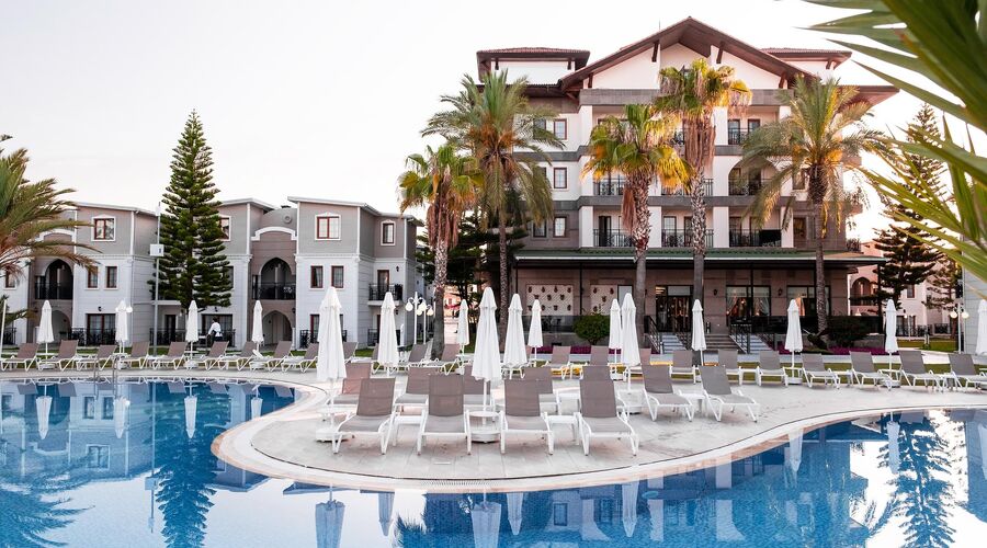 Euphoria Barbaross Beach Resort  5*