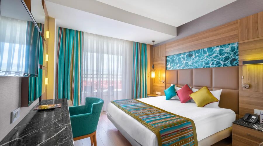 Long Beach Alanya  5*