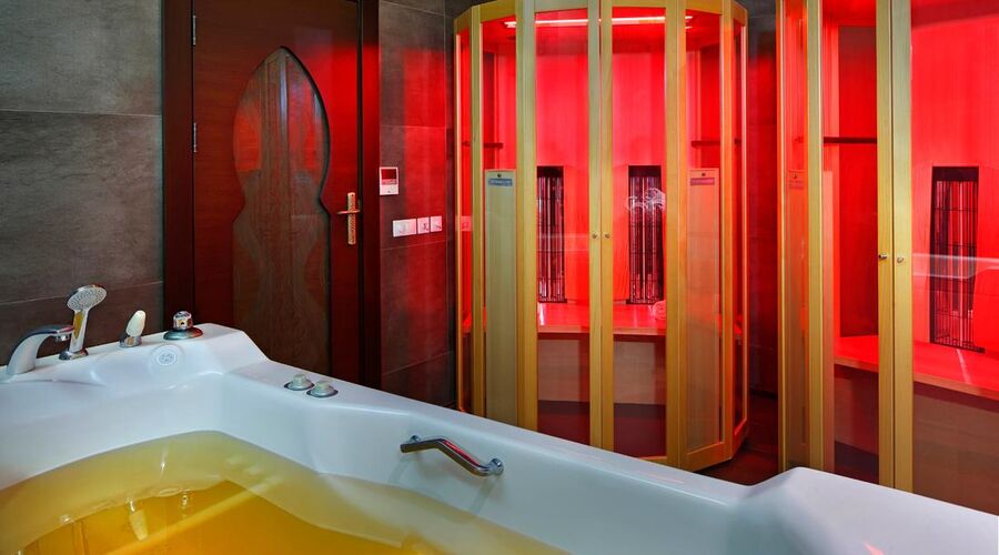 Sianji Well Being Resort   5*