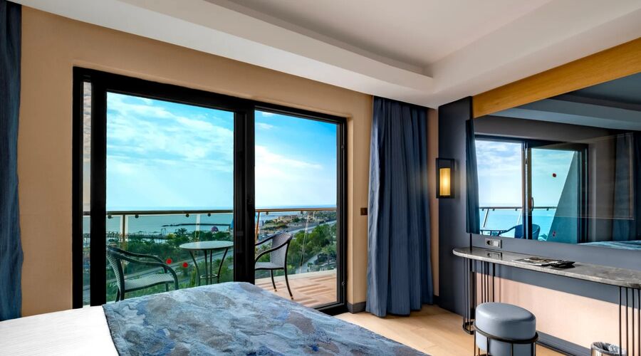 Long Beach Alanya  5*