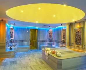 Sianji Well Being Resort   5*