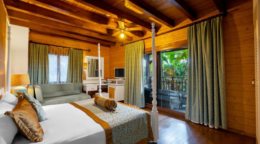 Long Beach Alanya  5*