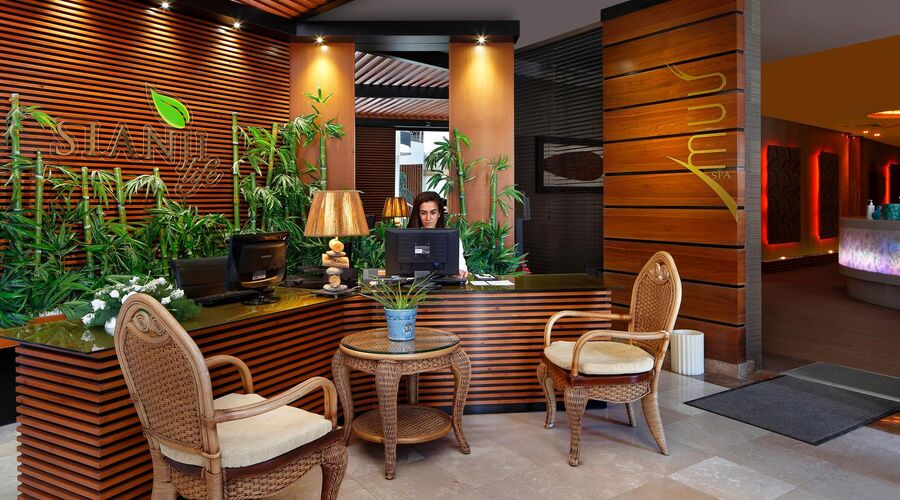 Sianji Well Being Resort   5*