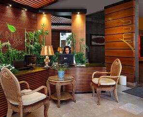 Sianji Well Being Resort   5*