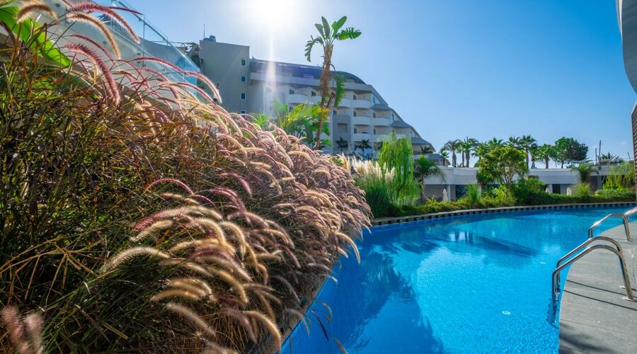 Long Beach Alanya  5*