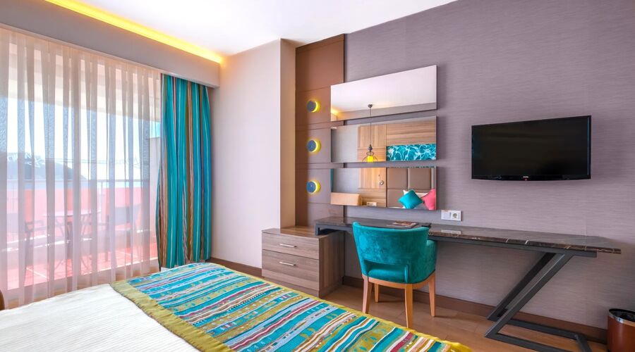 Long Beach Alanya  5*
