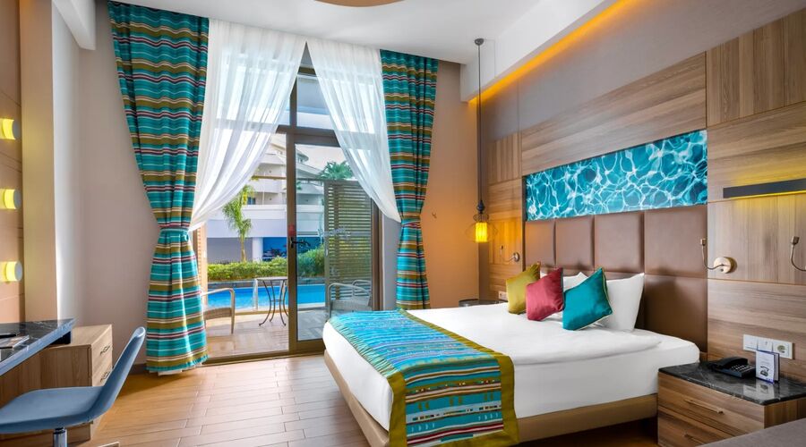 Long Beach Alanya  5*