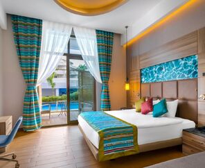 Long Beach Alanya  5*