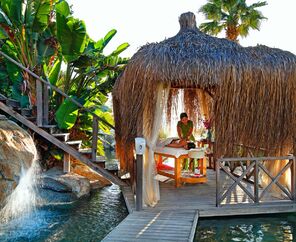 Sianji Well Being Resort   5*
