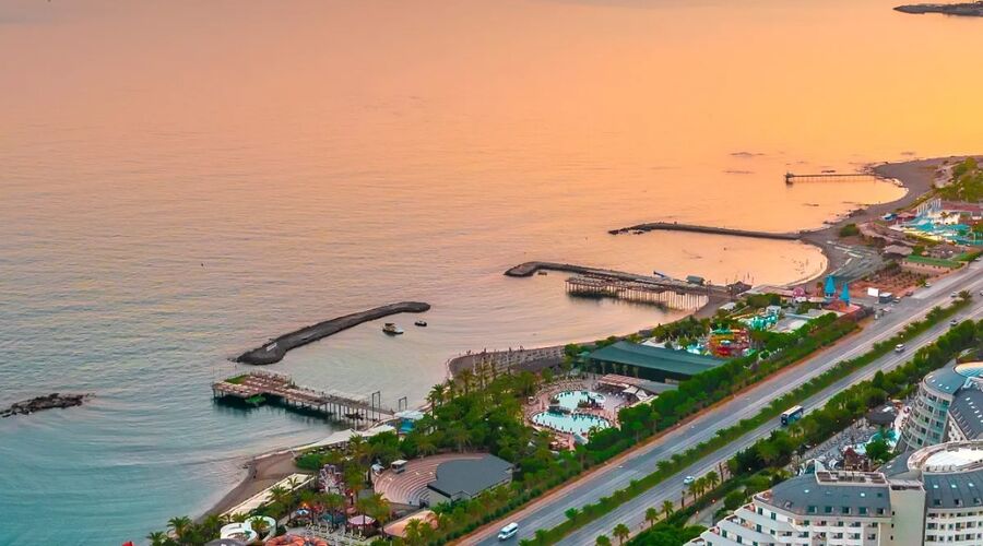 Long Beach Alanya  5*