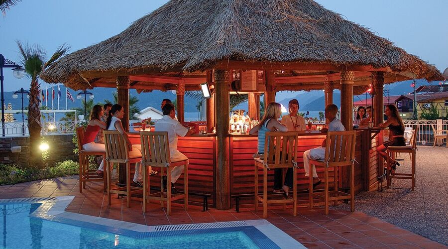 Hawaii Hotel By Yunus  4*