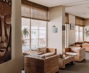 Hawaii Hotel By Yunus  4*