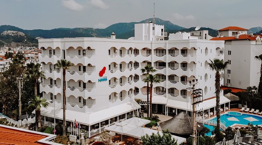 Hawaii Hotel By Yunus  4*