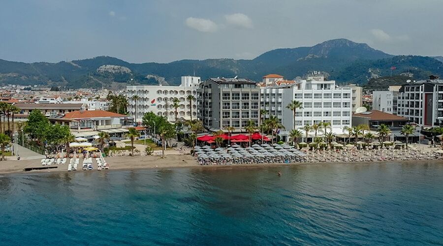 Hawaii Hotel By Yunus  4*