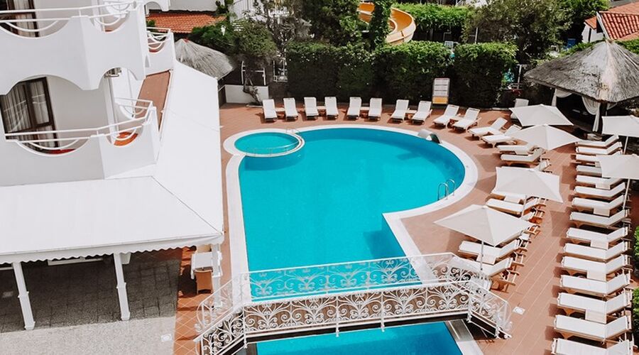 Hawaii Hotel By Yunus  4*
