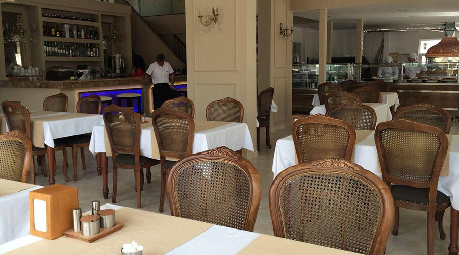 Almena City Hotel  3*