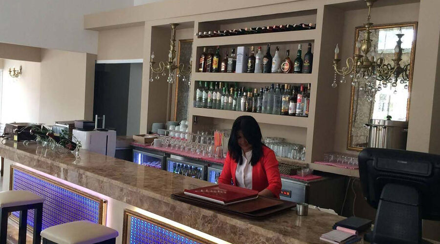 Almena City Hotel  3*