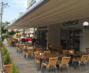 Almena City Hotel  3*