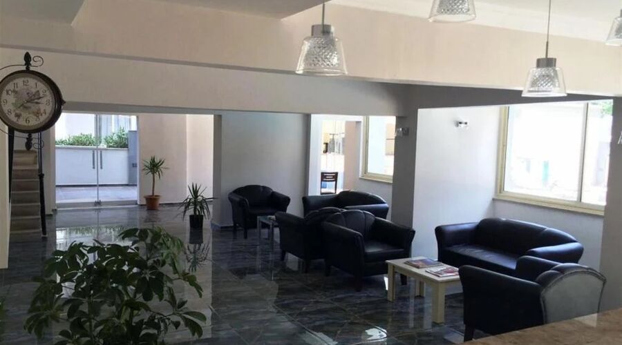 Almena City Hotel  3*
