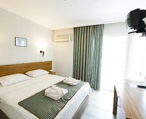Mert Seaside Hotel  3*