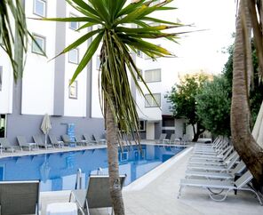 Mert Seaside Hotel  3*