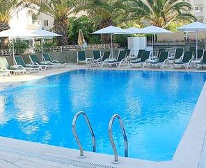 Yunus Hotel   3*