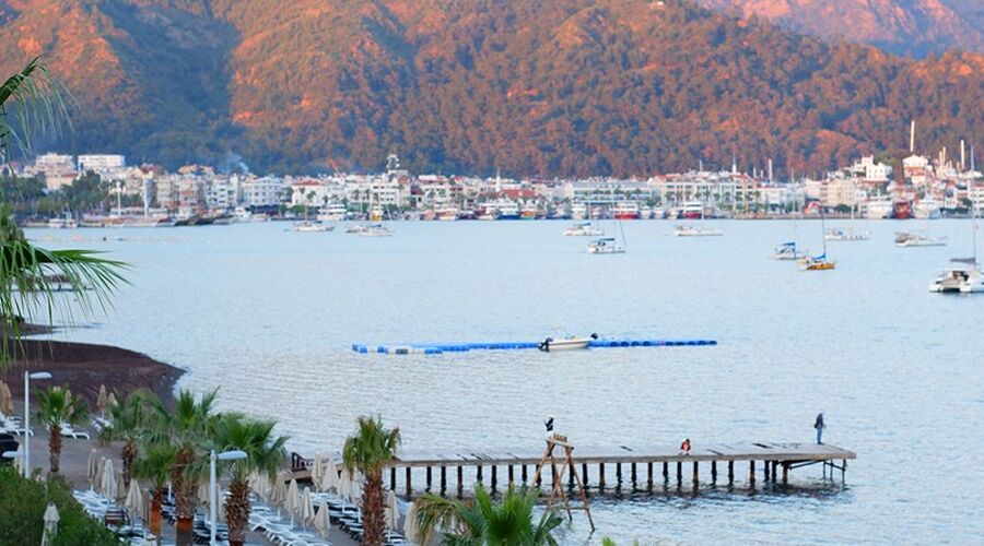 Yunus Hotel   3*