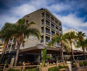 Yunus Hotel   3*