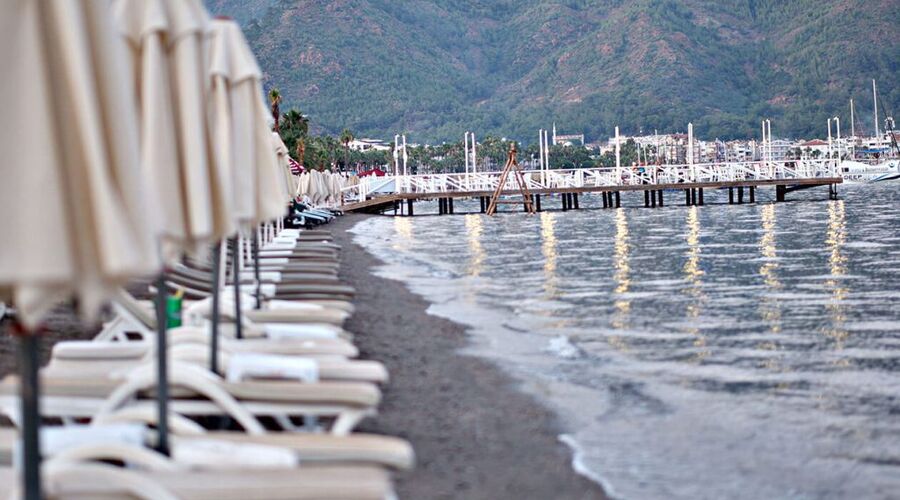 Yunus Hotel   3*